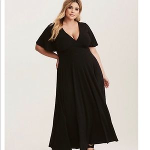 Torrid Black Maxi SZ 3 Short